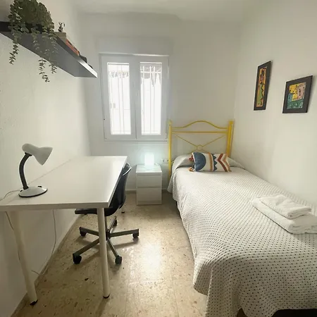 El Vinero, Con Garaje * Cadiz